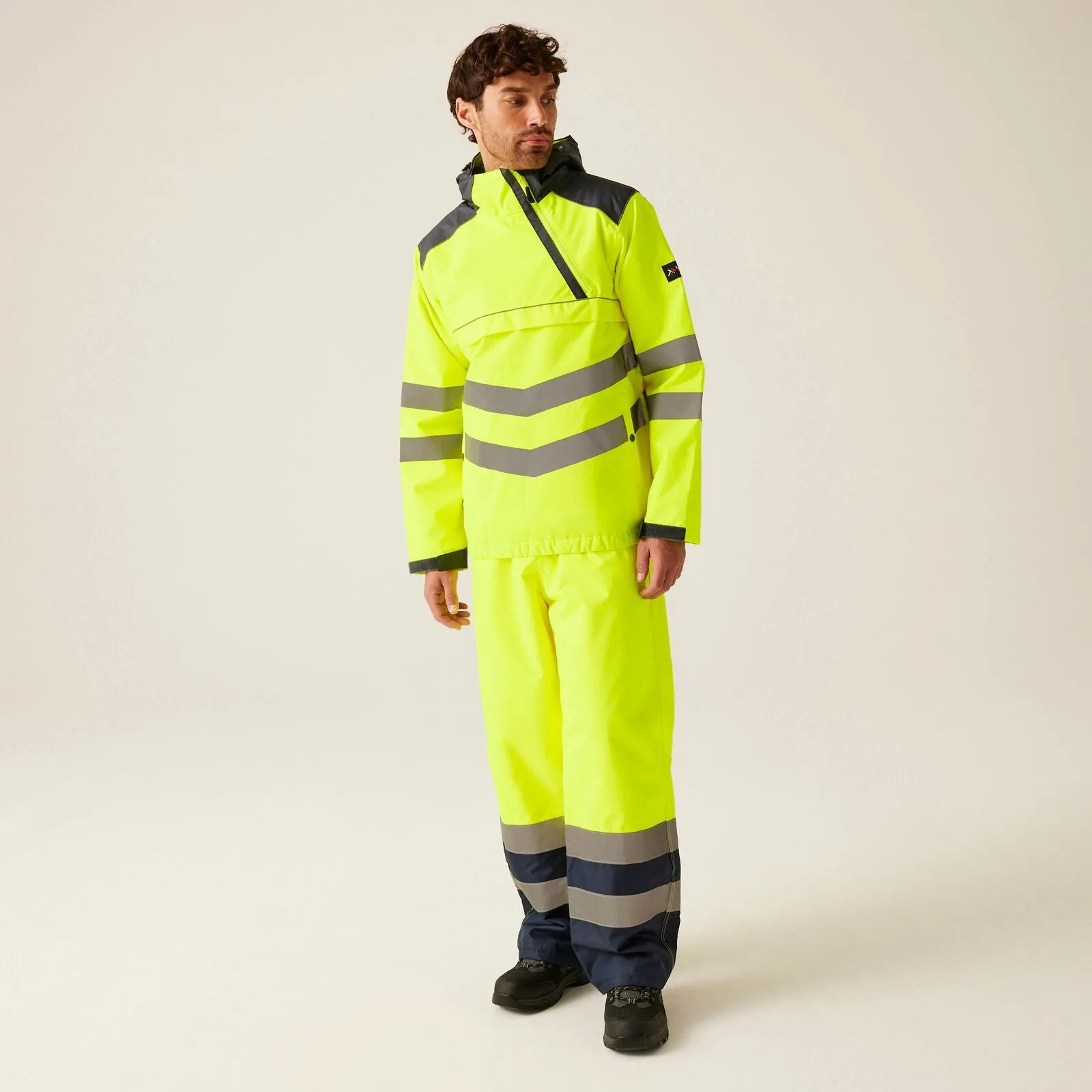 Regatta Professional Mens Hi-VIS Tactical Windbreaker