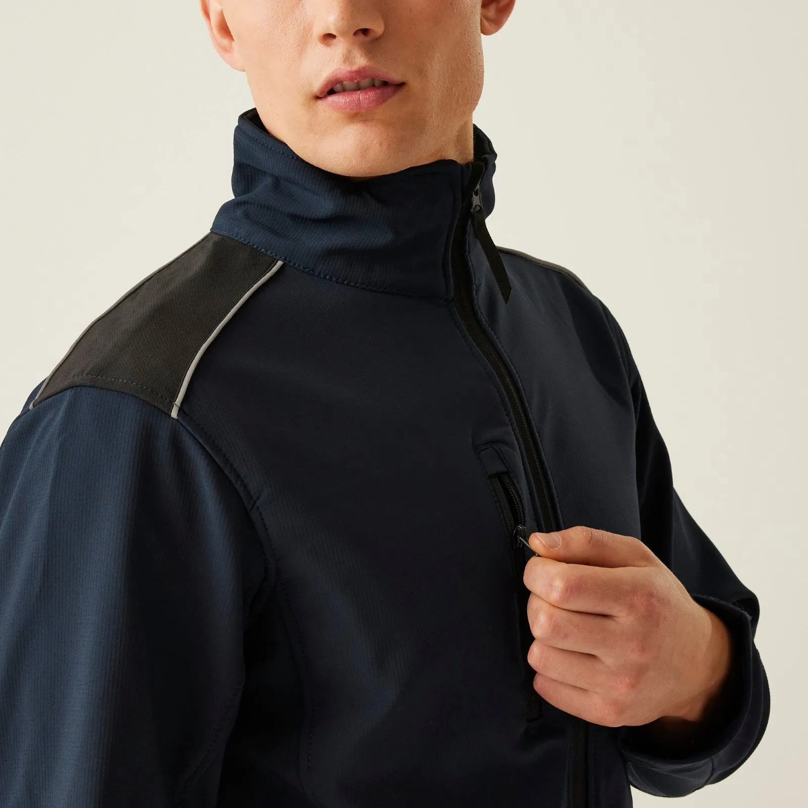 Regatta Professional Mens Sandstorm Ripstop Softshell Jacket